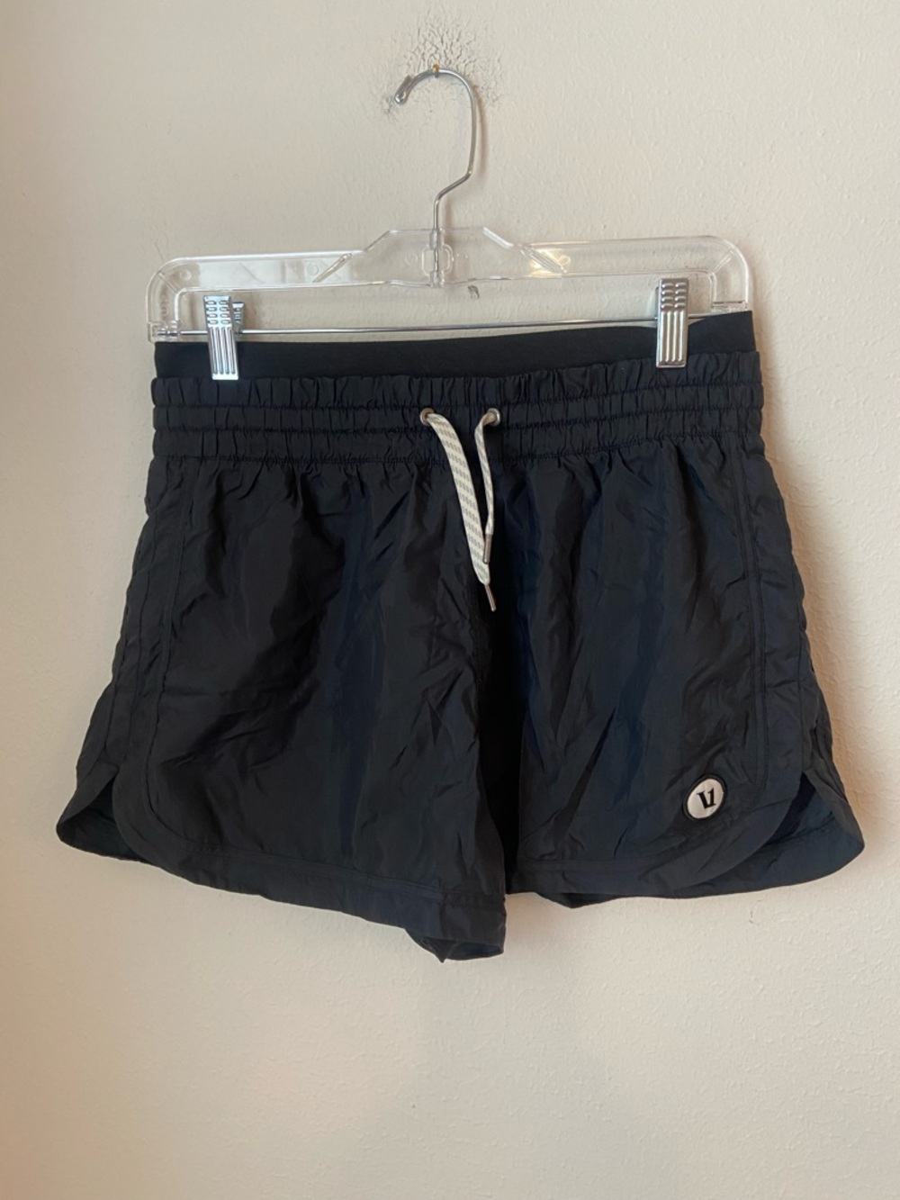 Vuori Halo Port Short Black Lightweight Running Athletic Shorts Lined Size M - Picture 3 of 9